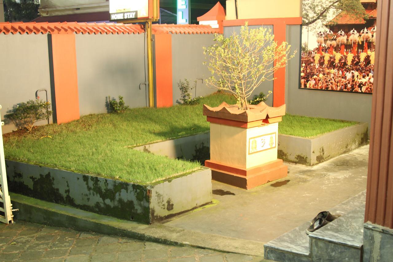 Shivalayahomestay Thrissur ภายนอก รูปภาพ